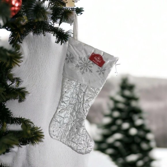 Holiday Time 19” White Quilted Embroidered Silver Snowflake Christmas Stocking - Picture 1 of 7